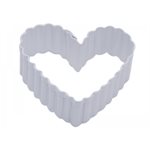 Fluted Heart Cookie Cutter Poly Resin 2 1 / 2 Inch